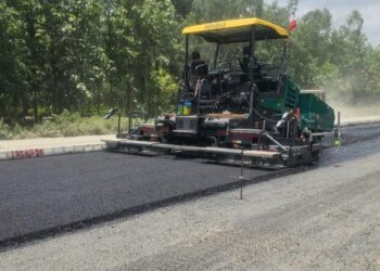 एसियाली राजमार्ग : काँकडभिट्टा–लौकही खण्डमा थालियो कालोपत्र