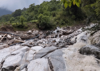 किमाथाङ्कामा बाढी : नेपाल–चीन सीमाको ७१ नम्बर स्तम्भ पुरियो