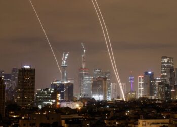 इजरायलमा रहेका नेपालीको उद्धार गर्न दूतावासले थाल्यो नाम दर्ता