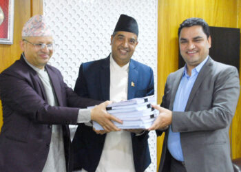 संघीय अस्पतालमा दुई हजार बढी जनशक्ति थप्ने मन्त्रालयको तयारी