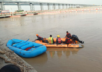 सप्तकाेशीमा अभ्यास गर्दा गर्दै सशस्त्र प्रहरीका दुई जना गोताखोर बेपत्ता