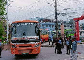 पोखराबाट आज पनि २० वटा पर्यटक गाडी स्कर्टिङ गरेर काठमाडौँ र चितवन पठाइयो