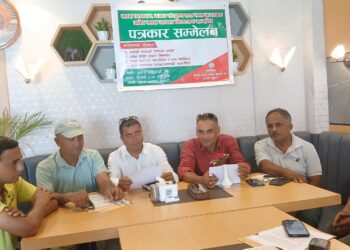 प्रहरीकै सेटिङमा भित्रिन्छ अवैध माछा ,  व्यवसायीहरू भन्छन : “अब सडकमा निस्कनुको विकल्प छैन”