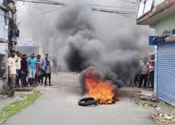 सप्तरी गोली काण्ड : छानबिनको माग गर्दै राजविराजमा स्थानीयको प्रदर्शन