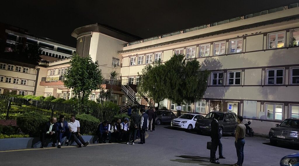 दर्ता नभएका सामाजिक सञ्जाल बन्द गर्न सर्वाेच्चकाे परमादेश , बिहीबारदेखि निस्कृिय बनाउने सरकारकाे तयारीकाे