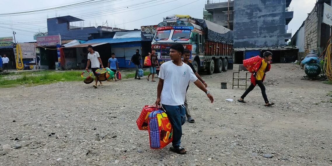 माेरङ , झुम्का ,साेलु सहित २७ कारागारबाट भागेका आठ हजार ८१६ कैदीबन्दी अझै फरार
