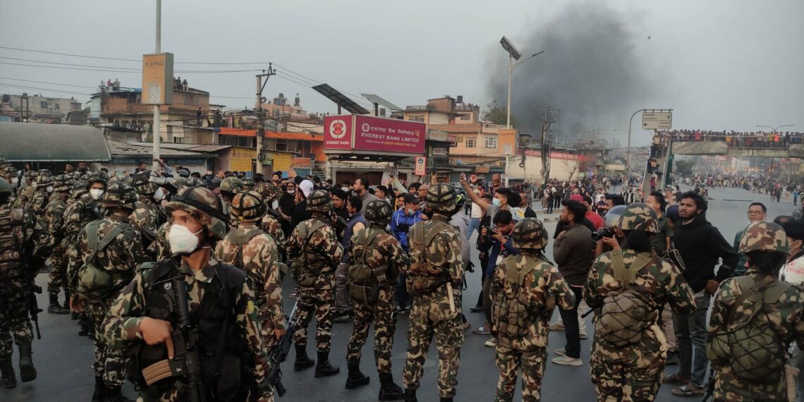 लुटिएका हातहतियार तत्काल बुझाउन सेनाको आग्रह, अटेरी गरे कारबाही गर्ने