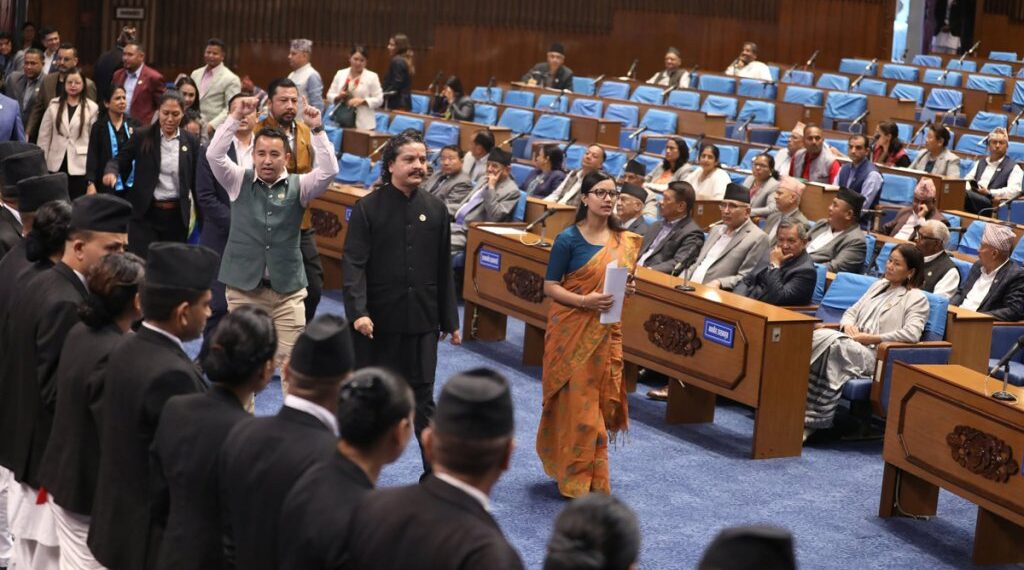 संसद अवरोध र बहिष्कारमा रास्वपाको नयाँ किर्तिमान