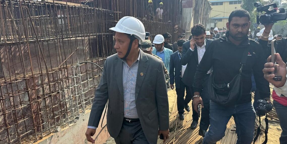 मन्त्री कुलमान घिसिङले गरे निर्माणाधीन कोसी अस्पताल भवनको निरीक्षण