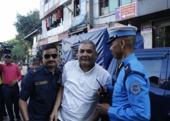 पोखराबाट पक्राउ परे दुर्गा प्रसाईं