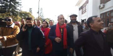 कांग्रेसका नवनिर्वाचित पदाधिकारीहरू पुगे निर्वाचन आयोग