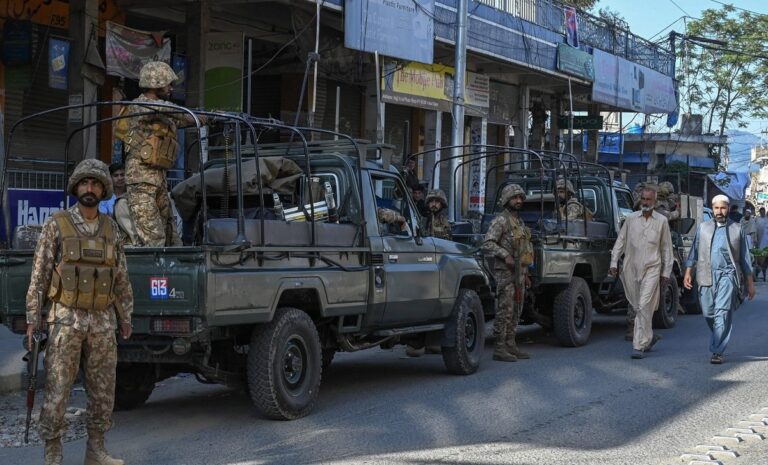 पाकिस्तानको बलुचिस्तानमा हिंसात्मक झडप, १२९ को मृत्यु