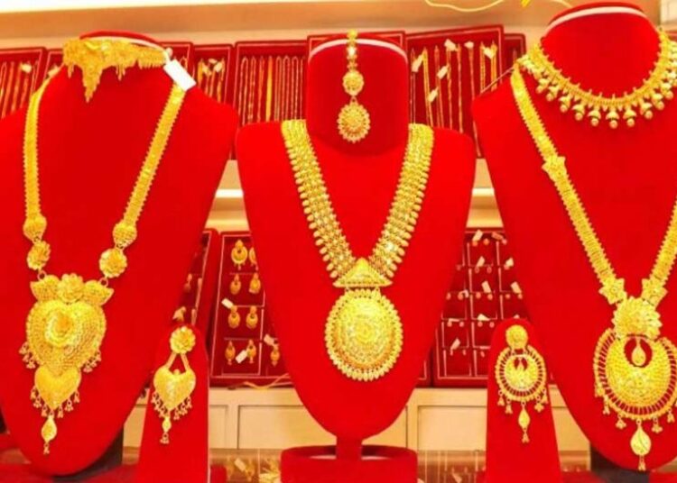 लगानीकर्ता आकर्षित हुँदा सुनको आयात बढ्यो, ७ महिनामा १११४ केजी सुन भित्रीयाे