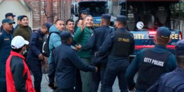 निर्वाचन बिथोल्ने अभिव्यक्ति दिँदै आएका दुर्गा प्रसाईँ फेरि पक्राउ