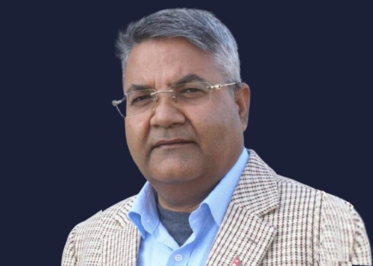 नेता बाँस्कोटाको व्यंग्य: मन्त्रीका खेतबारीमा पहेँलपुर तोरी फुलेछ