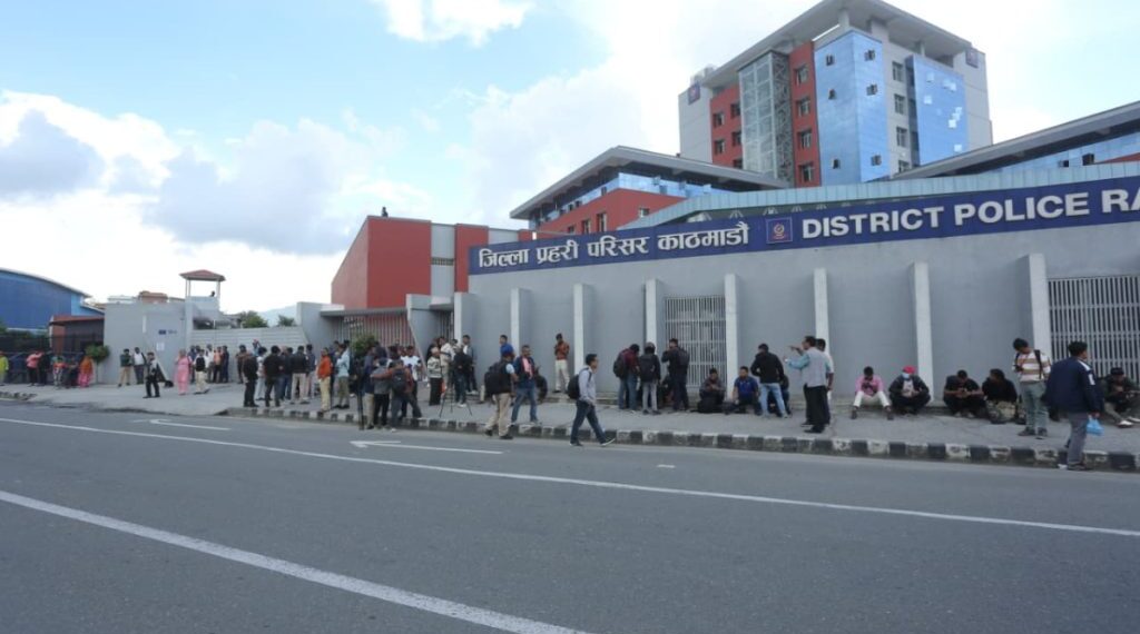 डेरामा बस्नेको अनिवार्य विवरण  राख्न घरधनीलाई प्रहरीको अनुरोध